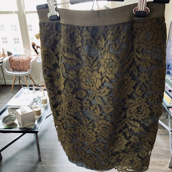 SOLD ‼️ Olive Green & Gray Lace Skirt by Loft - Picture 4 of 6